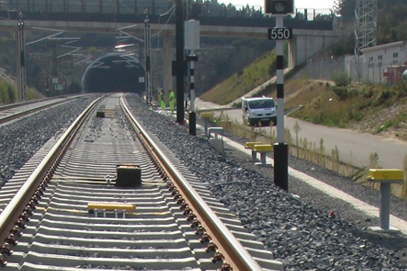 Sistemas de señalización ferroviaria